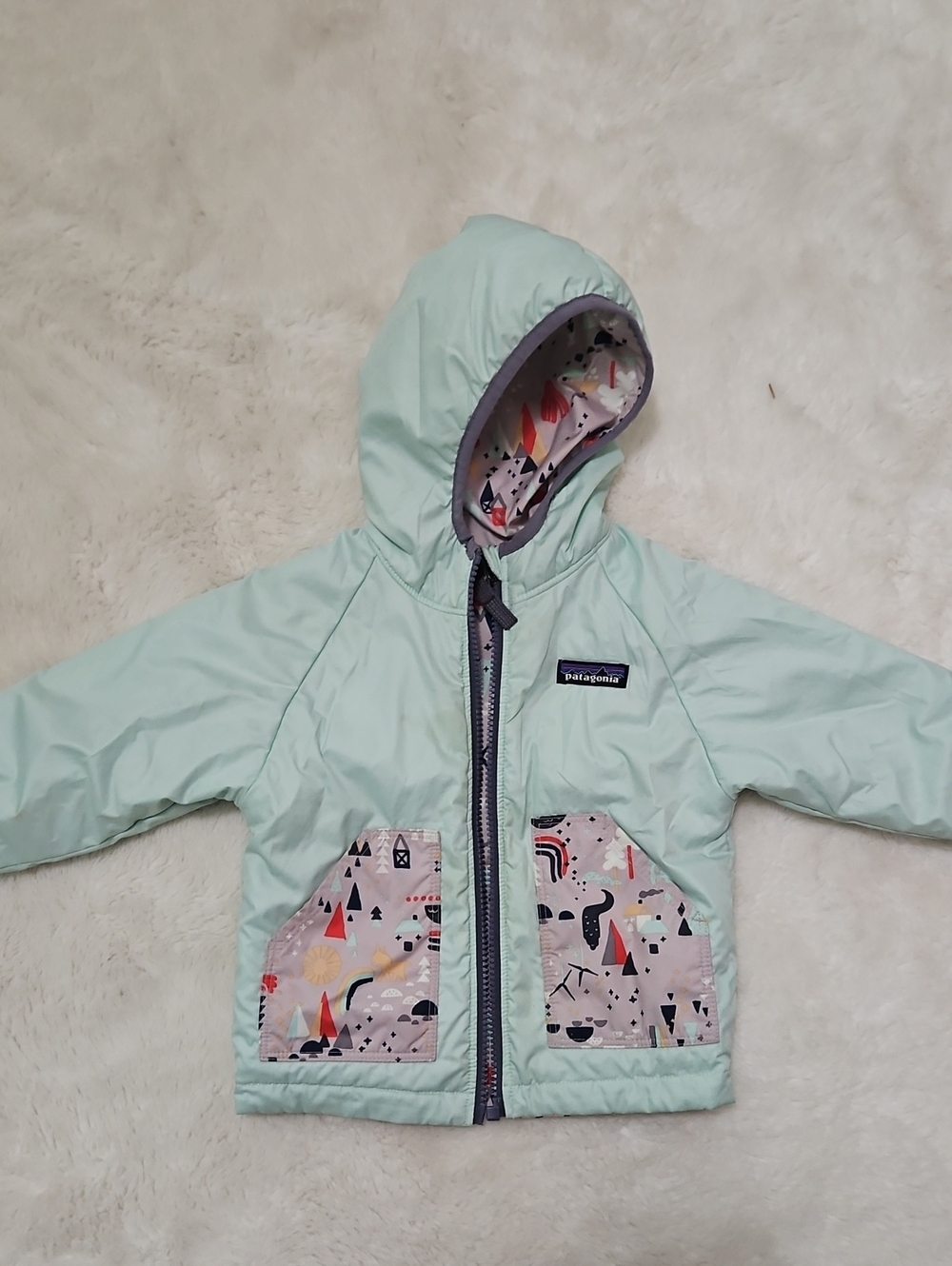 Patagonia Mint Hooded Puffer Jacket with Patterned Pockets